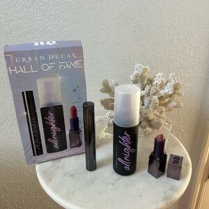 Urban Decay Hall of Fame Set with Pink Lipstick and Black Mascara